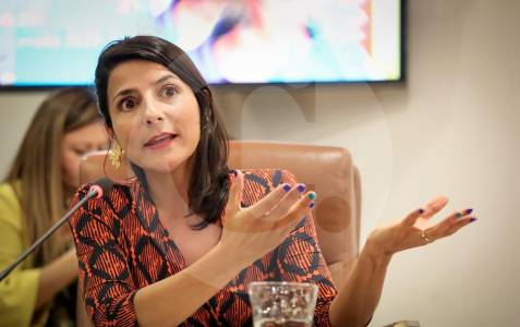 Anularon nombramiento de Irene Vélez en el Consulado de Londres