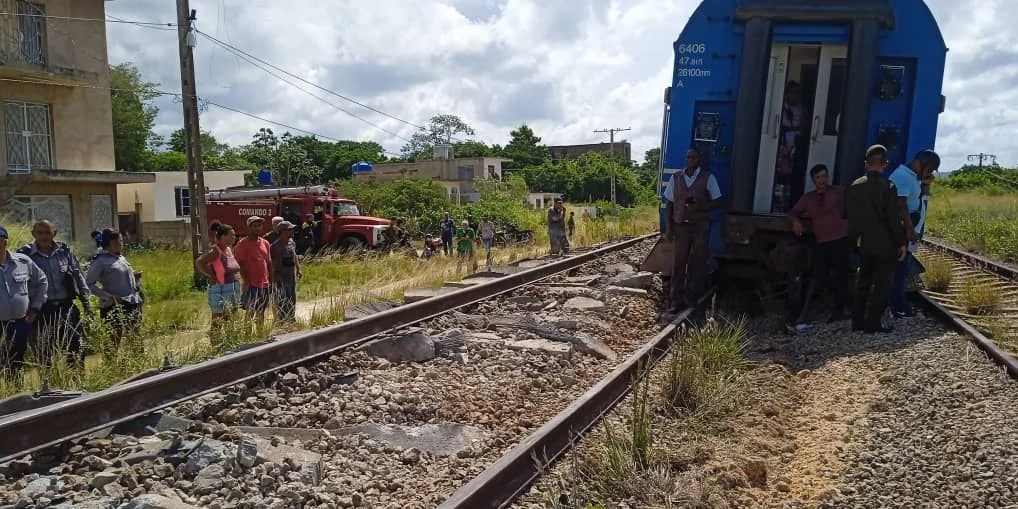 Se descarrila tren Guantánamo-Habana en Matanzas: al menos tres lesionados