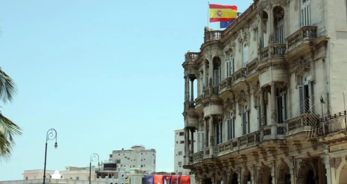 Cubanos a contrarreloj para aplicar a la Ley de Nietos: «Invertimos todos los ahorros»