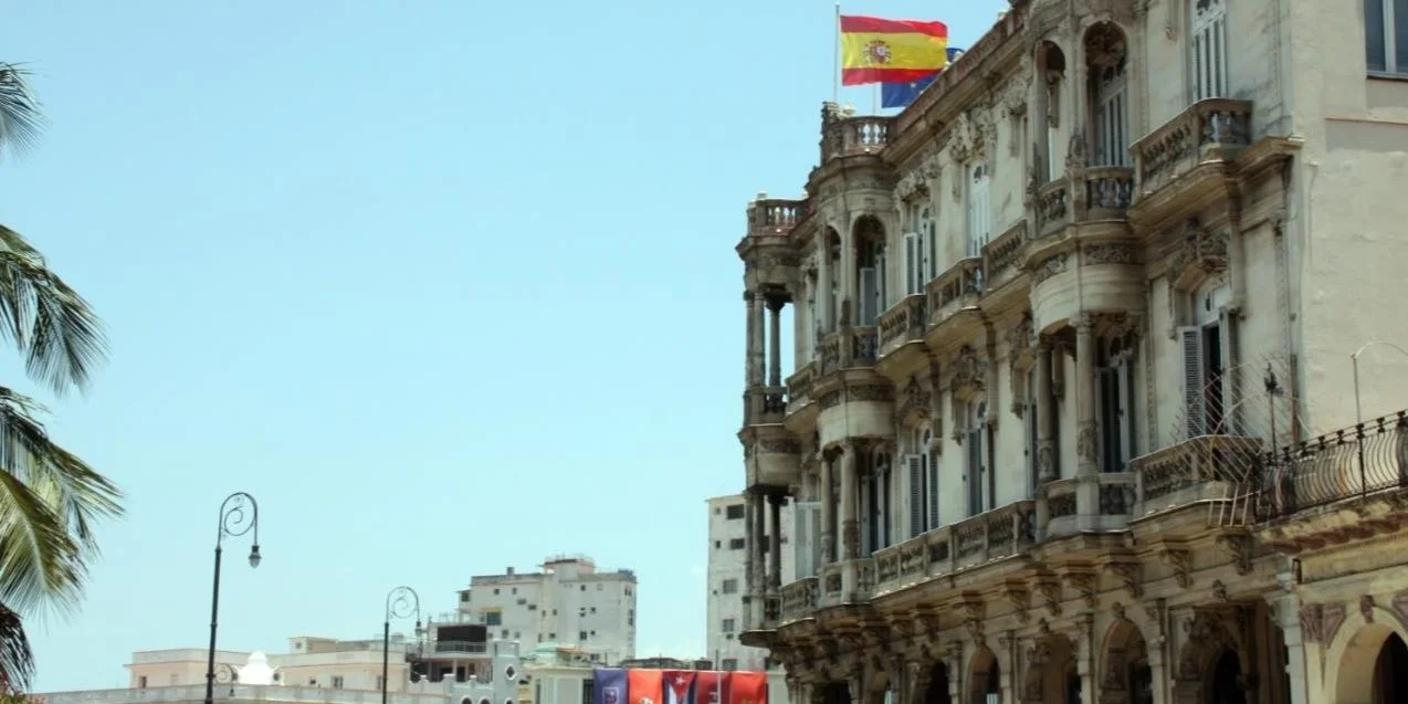 Cubanos a contrarreloj para aplicar a la Ley de Nietos: «Invertimos todos los ahorros»