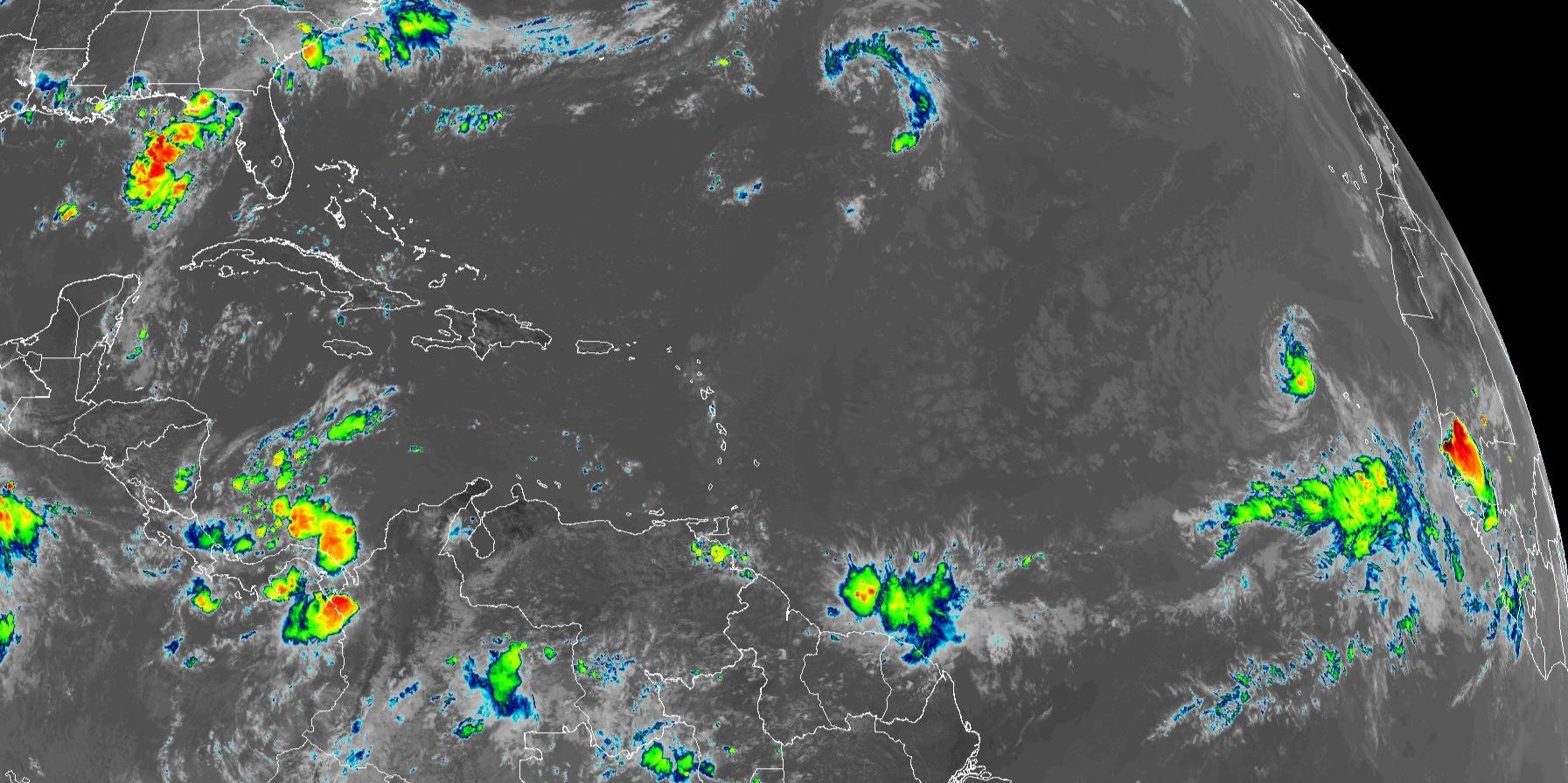 Se forma la tormenta tropical Erin en el Atlántico oriental