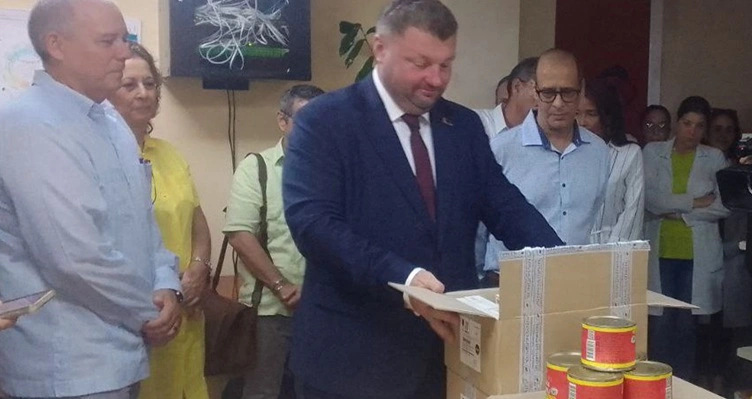 Gobierno cubano recibe donativo de Bielorrusia: alimentos y medicinas