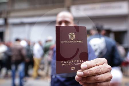 Cancillería declara urgencia manifiesta para garantizar la expedición de pasaportes