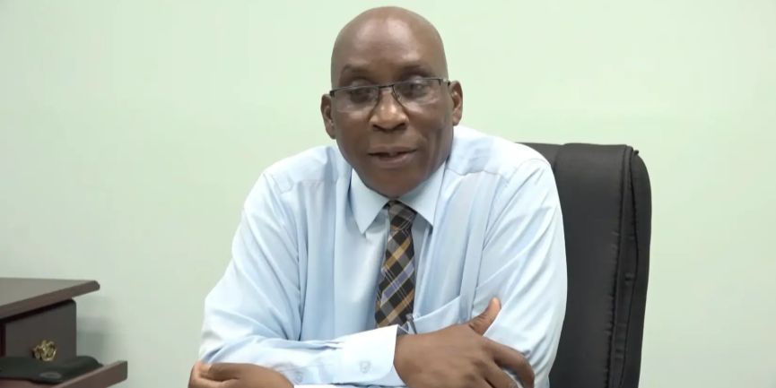 EE.UU. revoca visa a ministro de Granada que respaldó “misiones médicas” cubanas