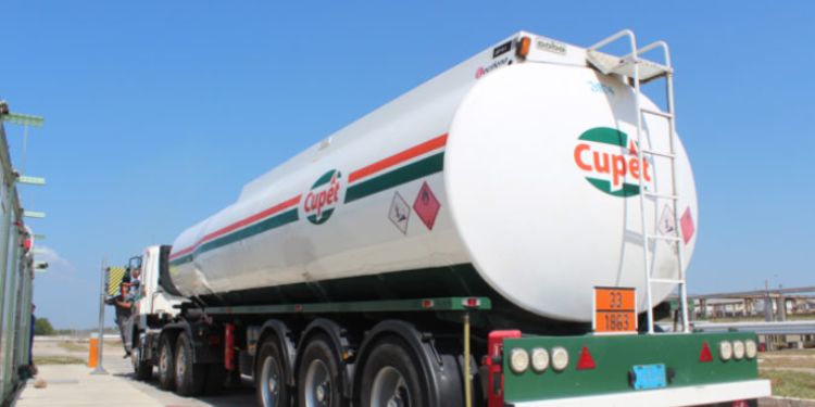 CUPET celebra “cifra histórica” de extracción de crudo con una Cuba en apagón