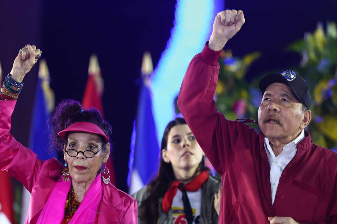 Pareja dictatorial se ausenta de inauguración de paso a desnivel en Managua