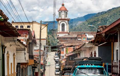 Comunidad de Támesis, Antioquia, atemorizada por recientes enfrentamientos con el Clan del Golfo