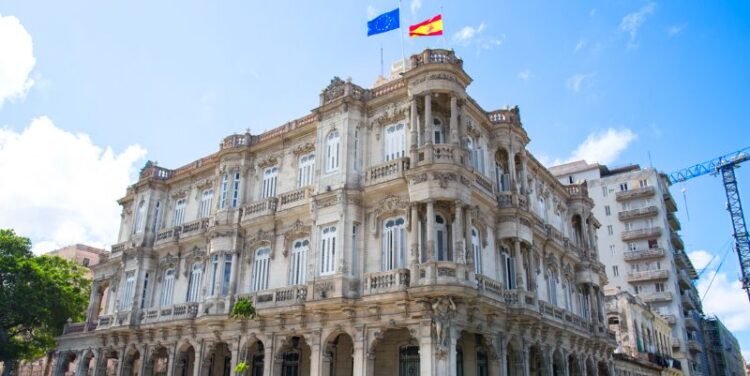 España abrirá en Cuba un nuevo Consulado General “muy próximamente”