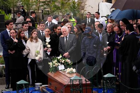 Las hipótesis de Petro están enredando la investigación de muerte de Miguel Uribe