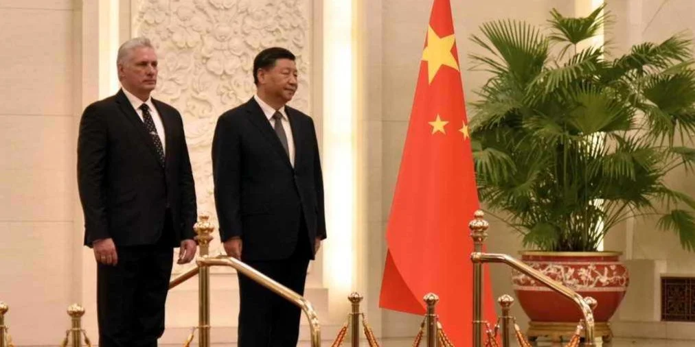 Díaz-Canel tiende su escudilla de mendigo en Asia