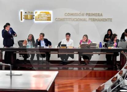 Golpe a las regiones: Senado hundió referendo para la autonomía fiscal