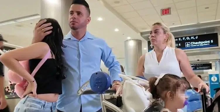 Padre cubano se autodeporta y deja en Miami a su esposa e hijas
