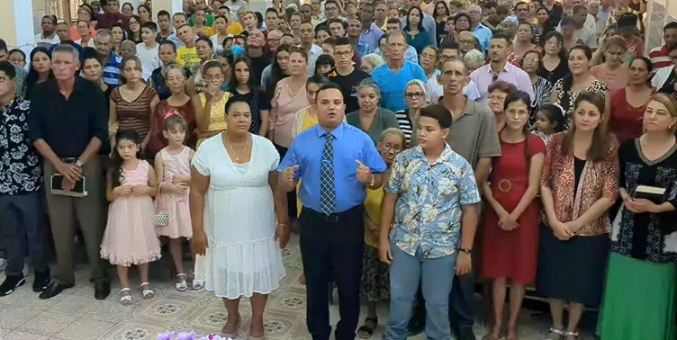 Pastor cubano: «ya no podemos más con esta vida»