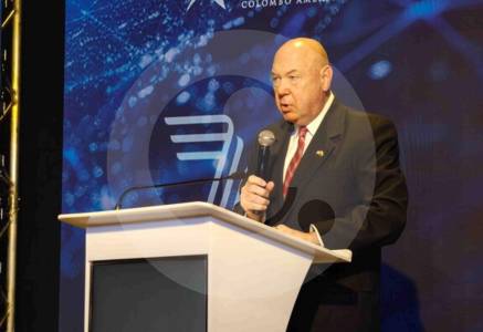 ¿La descertificación afectará los servicios de la Embajada de EE. UU.? Esto dice John McNamara