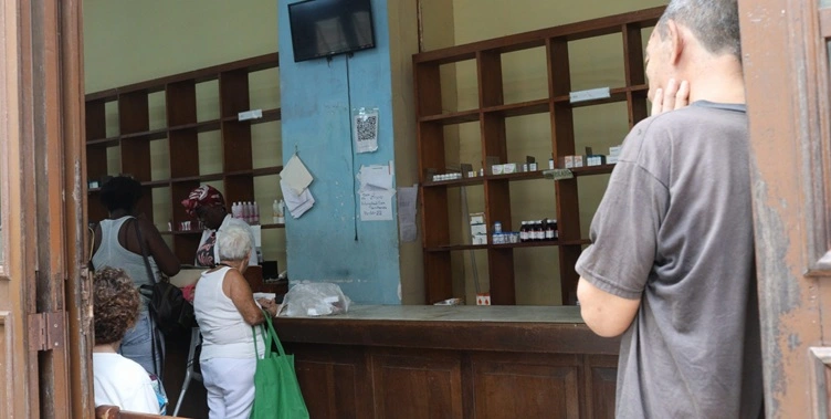 policia-decomisa-medicinas-en-santiago-mientras-farmacias-estatales-siguen-vacias
