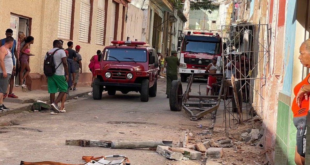 Gobierno señala como ilegales a los habitantes del derrumbe: reportan un fallecido