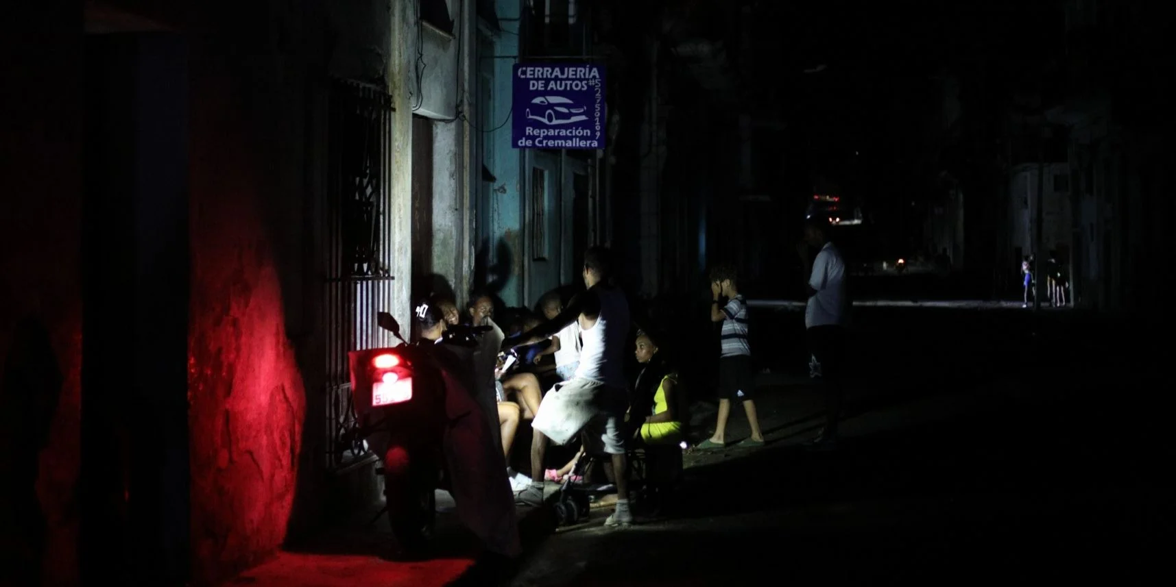 En “el día de los CDR” el régimen pronostica apagón para el 49% de Cuba