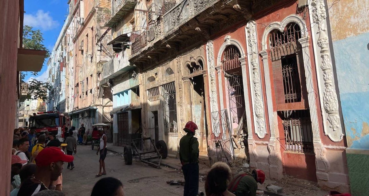 un-derrumbe-en-la-calle-sol-de-la-habana-vieja-deja-varias-personas-atrapadas