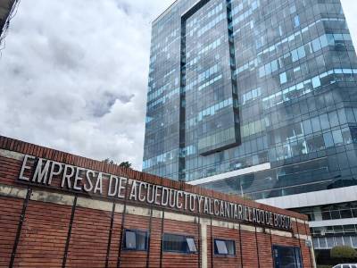 Por estafas digitales, el Acueducto de Bogotá implementó nueva medida: así se puede proteger