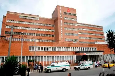 Salida masiva de especialistas en el hospital San Rafael de Bogotá: ¿qué pasó?