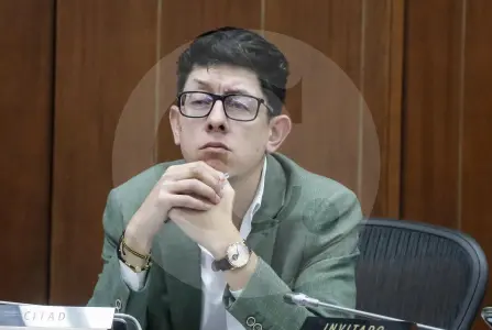Ordenan arresto contra el ministro de Educación Daniel Rojas por incumplir un fallo judicial