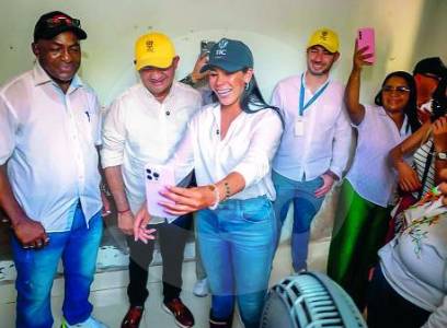 Guerra interna en MinTIC y dudas con la ministra Murcia, ¿cercana al corrupto Tapia?
