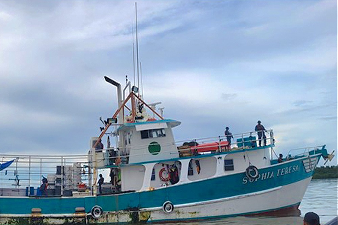 Ejército captura a 17 pescadores ilegales de Honduras en aguas nicaragüenses