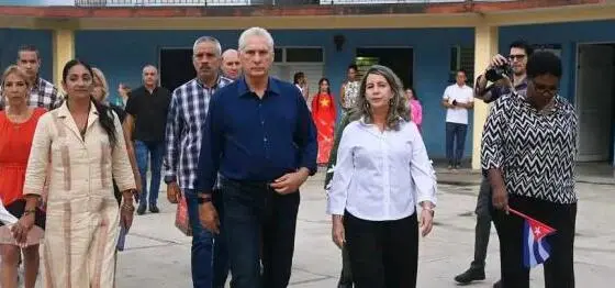 Vo Thi Thang: la escuela vitrina que visita el dictador