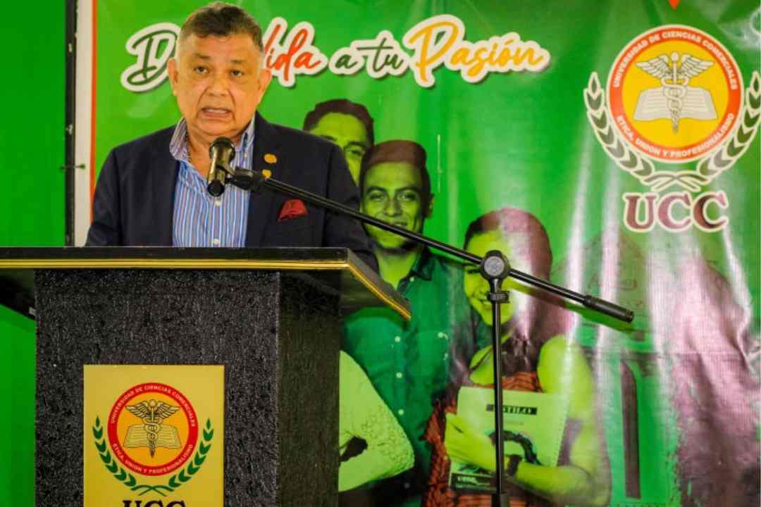 Wilfredo Navarro ahora es catedrático experto en la historia del sandinismo – Nicaragua Investiga