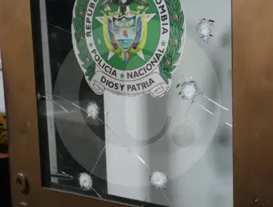 policia-confirmo-atentado-con-una-granada-a-un-cai-en-bogota;-esto-se-sabe