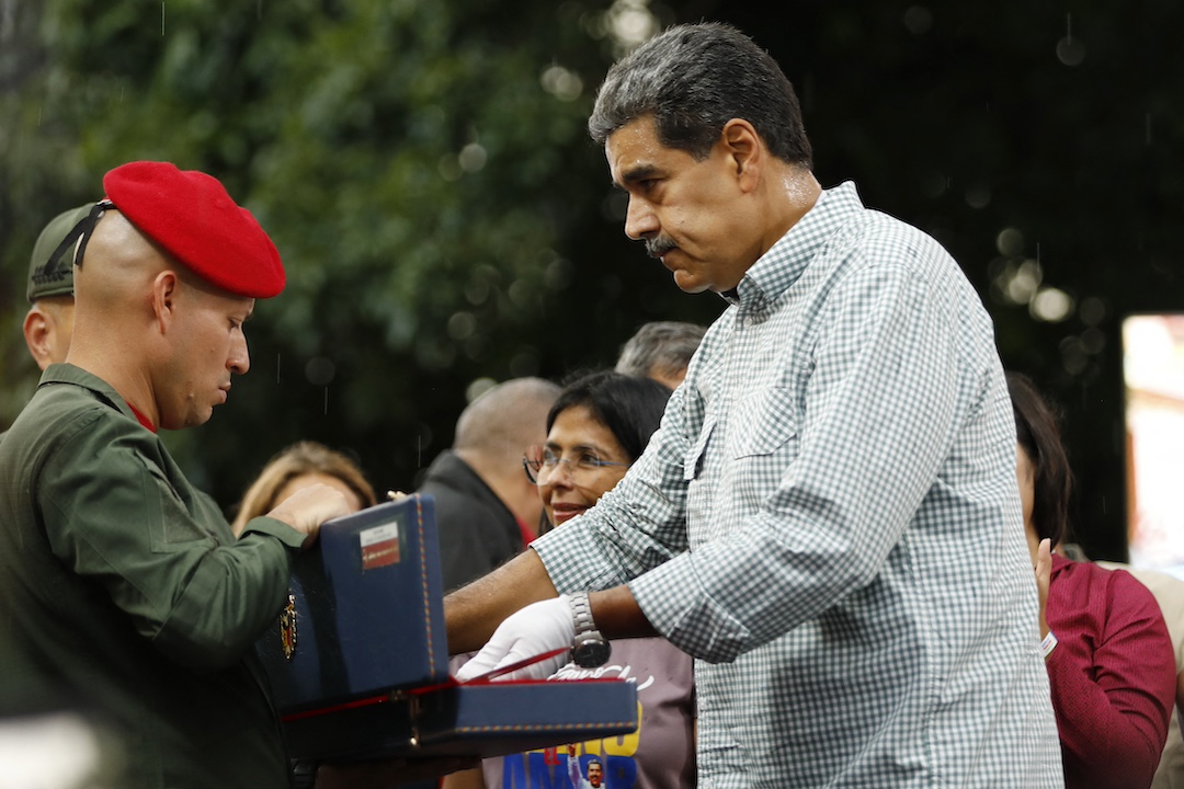 Maduro ordena ejercicios militares en las barriadas más grandes de Venezuela – Nicaragua Investiga
