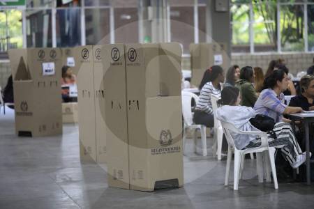 Las siete alertas que dejó la consulta del Pacto: maquinaría, votos nulos y baja participación