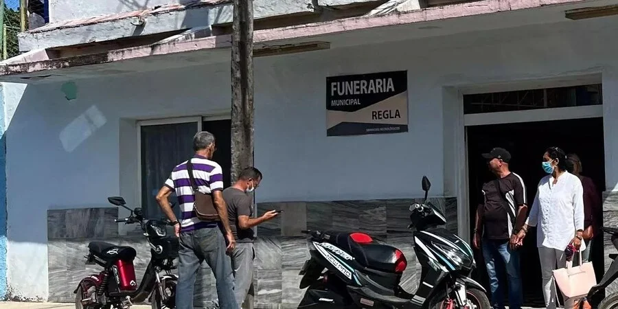 «no-nos-han-dicho-nada»:-trabajadores-funerarios-sobre-colapso-de-servicios-necrologicos-en-cuba