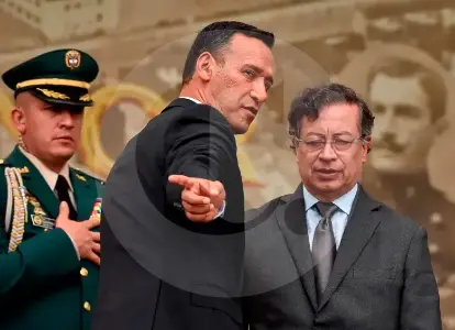 MinDefensa ordenó “investigación rigurosa” por archivos de ‘Calarcá’; ¿qué hará?