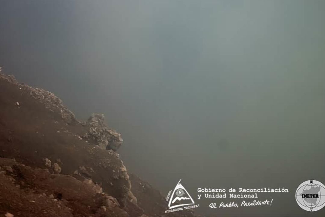 explosion-de-crater-de-volcan-masaya-esparce-cenizas-a-comunidades-cercanas-–-nicaragua-investiga
