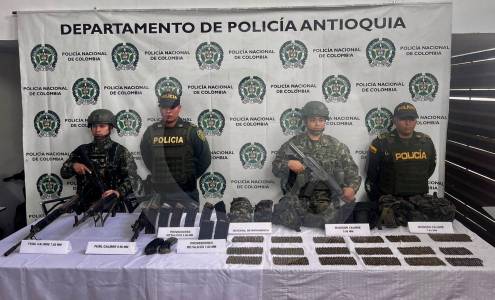 tres-escondites-menos:-ejercito-localizo-depositos-ilegales-del-clan-del-golfo-en-antioquia