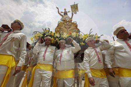 que-alistar,-¿el-vestido-de-bano-o-el-paraguas?-asi-estara-el-clima-en-semana-santa-en-antioquia