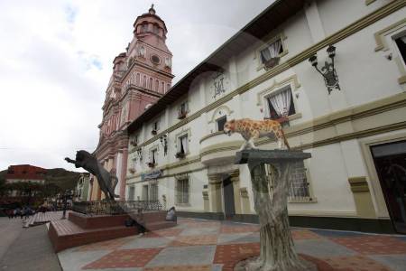 madre-e-hija-habrian-sido-asesinadas-por-un-grupo-armado-en-amalfi,-antioquia