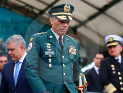 fiscalia-imputara-cargos-al-general-en-retiro-eduardo-zapateiro-por-presunto-acoso-sexual