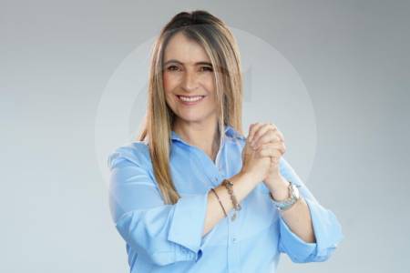 Paloma Valencia promete no dialogar, sino perseguir “como ratas” a los grupos armados en Colombia