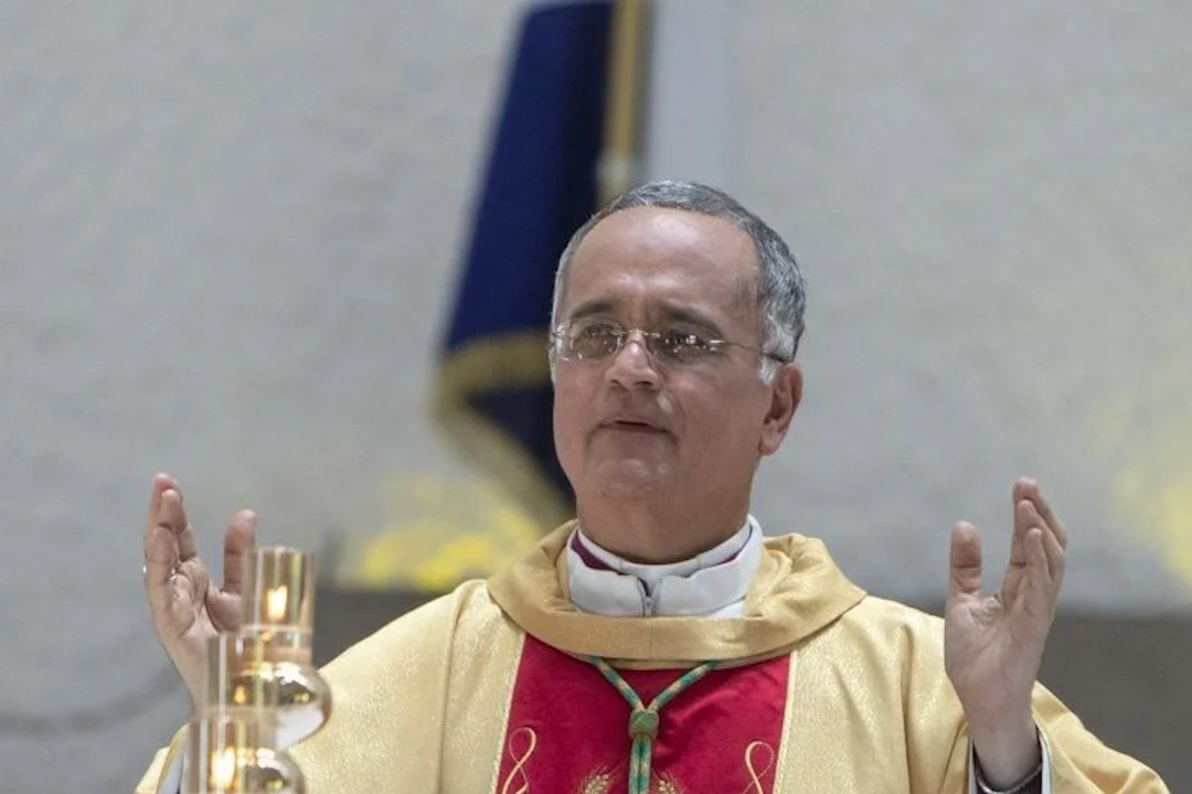 Báez: «en la historia de los pueblos predomina la ambición de poder»