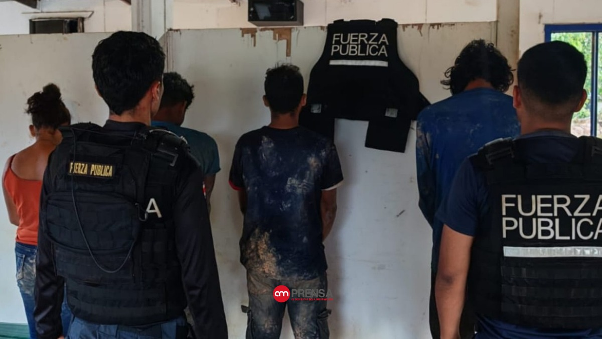 detienen-a-12-nicaraguenses-por-presunta-mineria-ilegal-en-crucitas