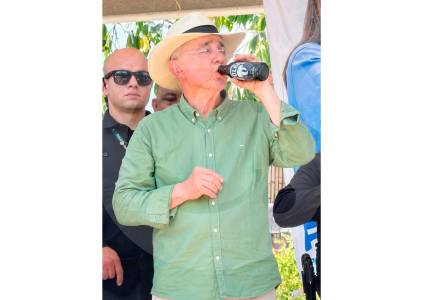 La pola venezolana que se tomó Uribe en Maicao y otros secretos en De Buena Fuente
