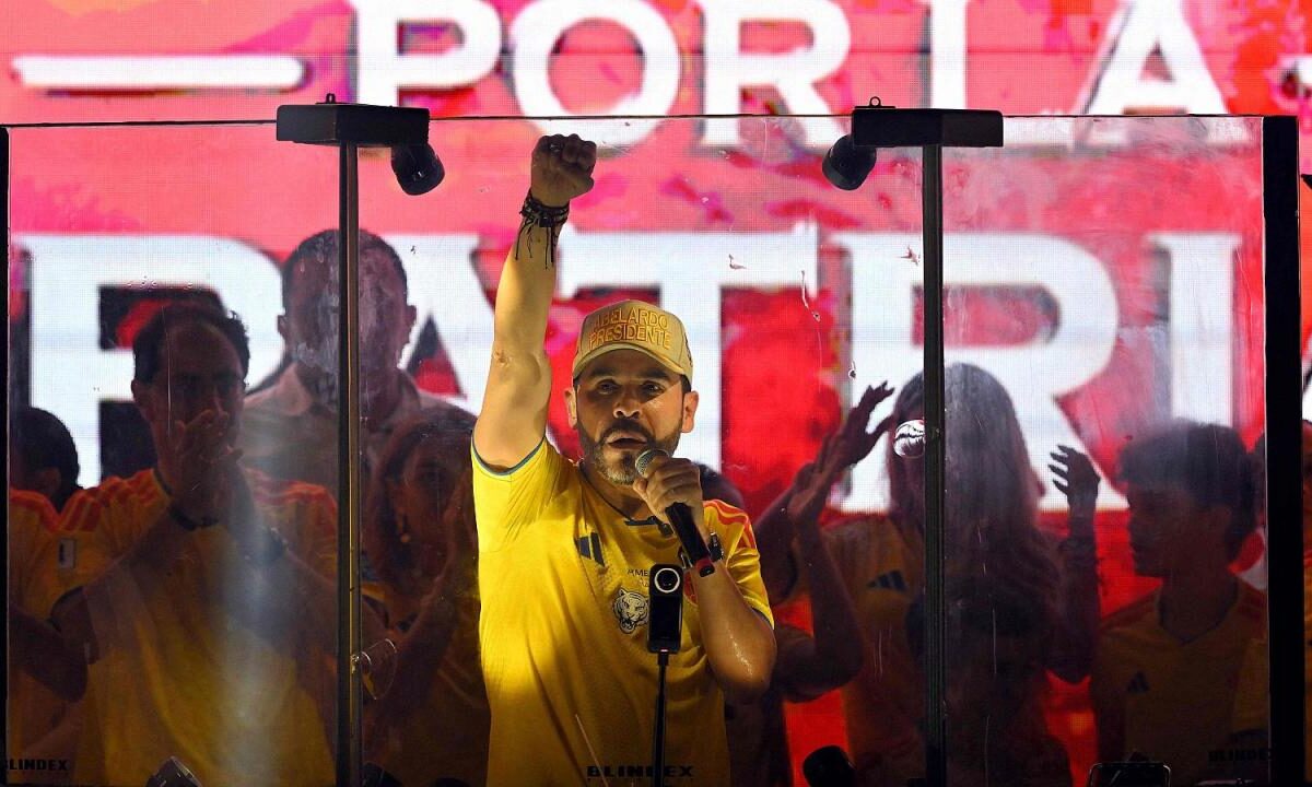 el-candidato-de-derecha-abelardo-de-la-espriella-da-la-sorpresa-en-las-elecciones-de-colombia