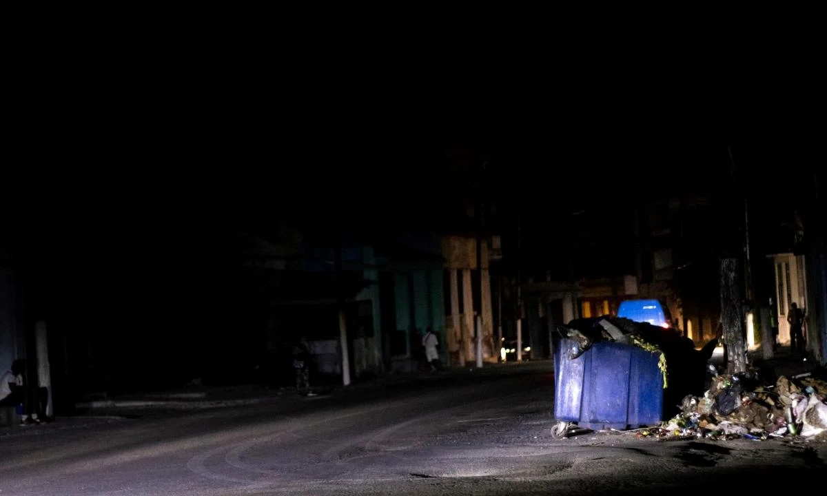 ‘que-vengan-los-americanos-ya’:-suenan-los-calderos-en-barrios-de-la-habana-y-artemisa