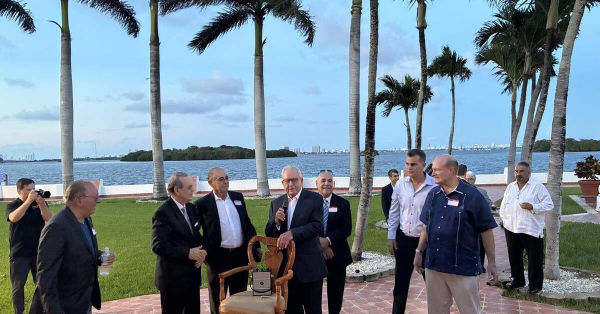 exiliados-en-eeuu-crean-una-camara-de-comercio-para-invertir-en-una-cuba-libre