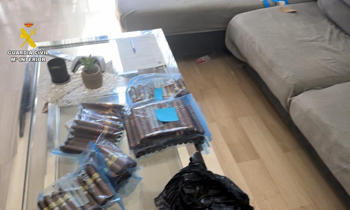 la-policia-espanola-desmantela-una-red-de-falsificacion-de-tabacos-de-marcas-cubanas