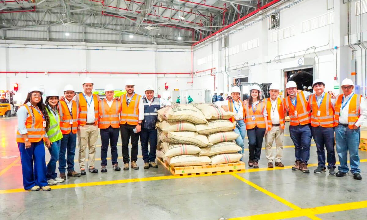 Puerto Antioquia logró nuevo hito: despachó al exterior su primer cargamento de café