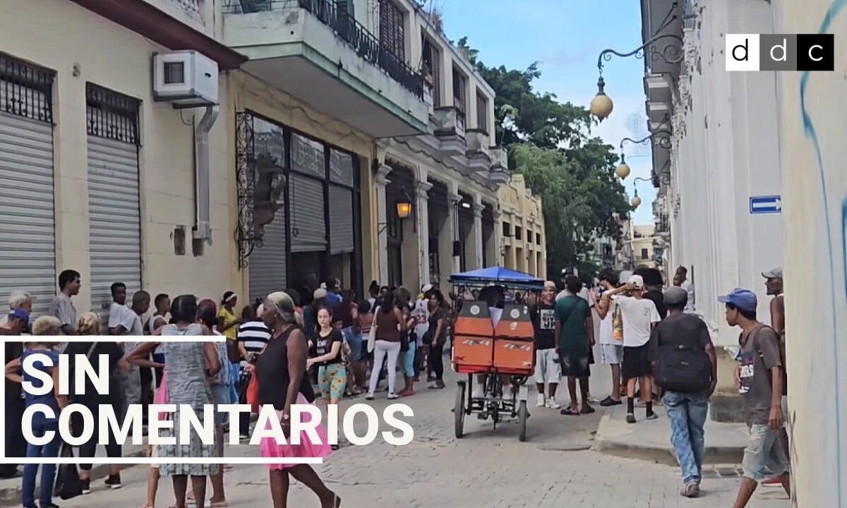 Así son las colas para el pan tras varios días de apagón en La Habana