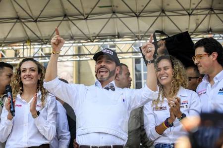 ¿quienes-son-los-paisas-que-ya-figuran-en-la-“patria-milagro”-de-abelardo-de-la-espriella?